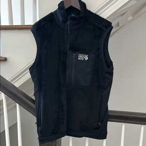 Mountain Hardwear Men's Black Fleece Vest